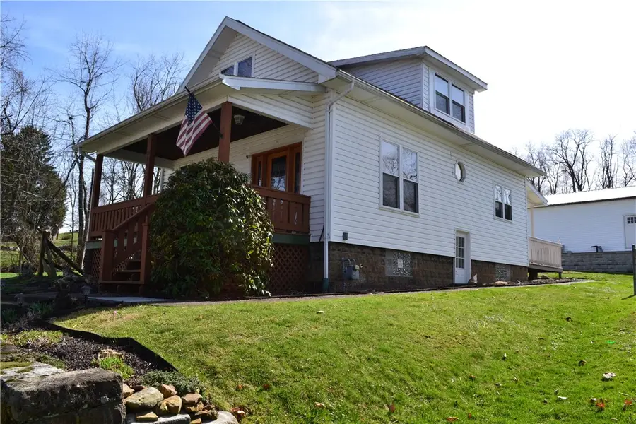 321 E Blake, Connellsville, PA 15425 - #3