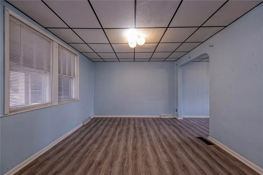 2399 Beaver Rd, Ambridge, PA 15003 - #3