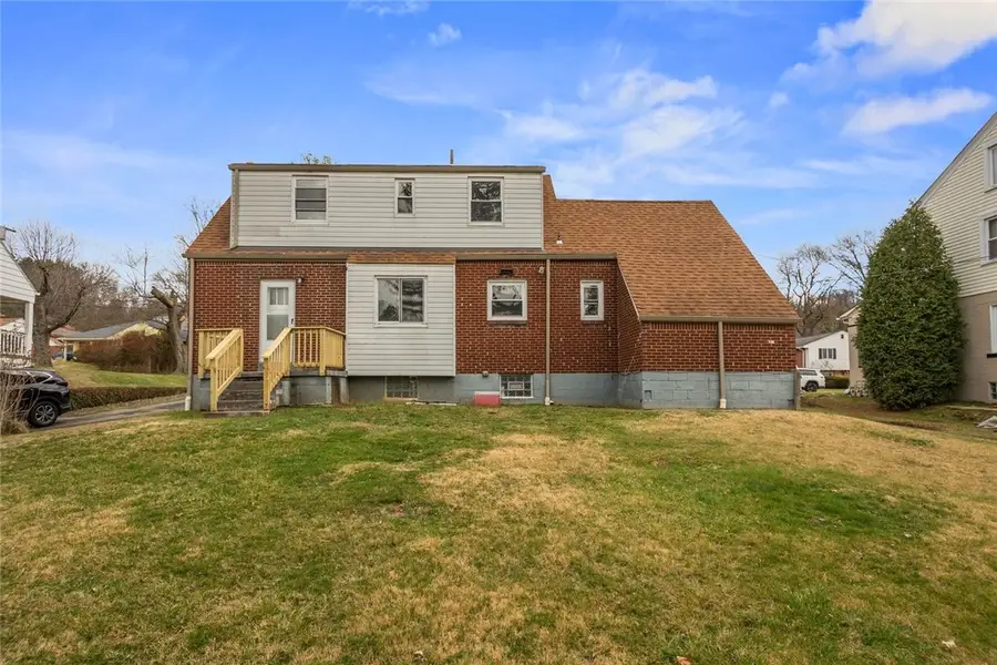 1616 California Ave, White Oak, PA 15131 - #2