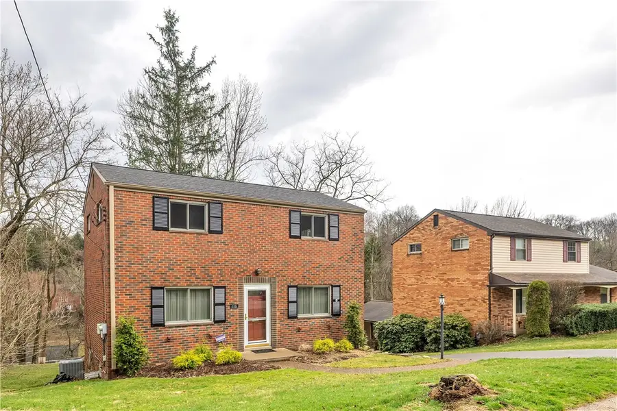 221 Sharon Drive, Pittsburgh, PA 15221 - #2