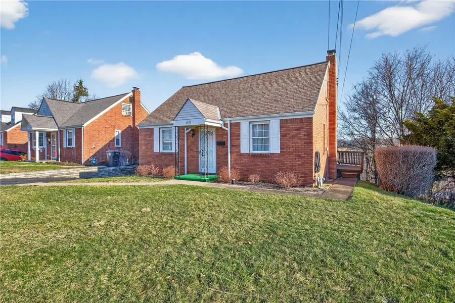 3553 Oakleaf Rd, Pittsburgh, PA 15227 - #2