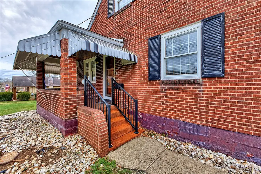 118 Almond St, Sutersville, PA 15083 - #2