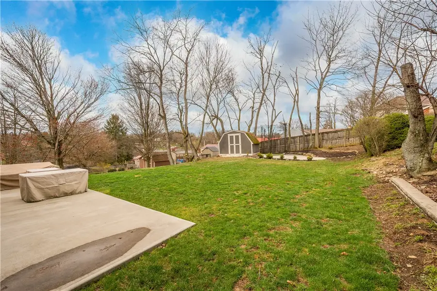 658 Elaine Drive, Pittsburgh, PA 15236 - #3