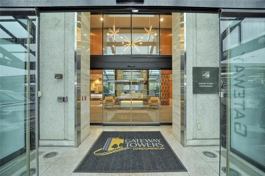 320 Fort Duquesne Blvd #12M, Pittsburgh, PA 15222 - #2