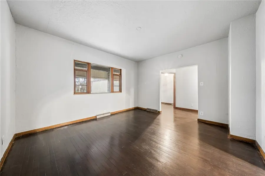 620 Broadway Ave, Stowe, PA 15136 - #3