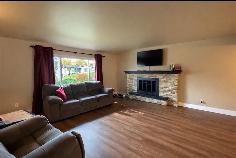 809 2nd Ave, East Brady, PA 16028 - #2