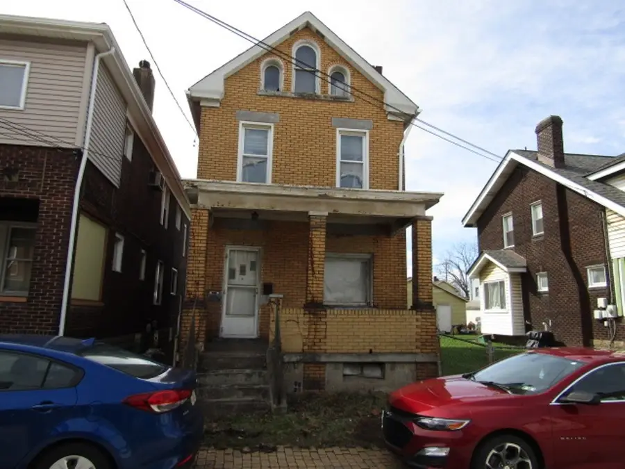 1306 Brinton Ave, Braddock, PA 15104 - #2