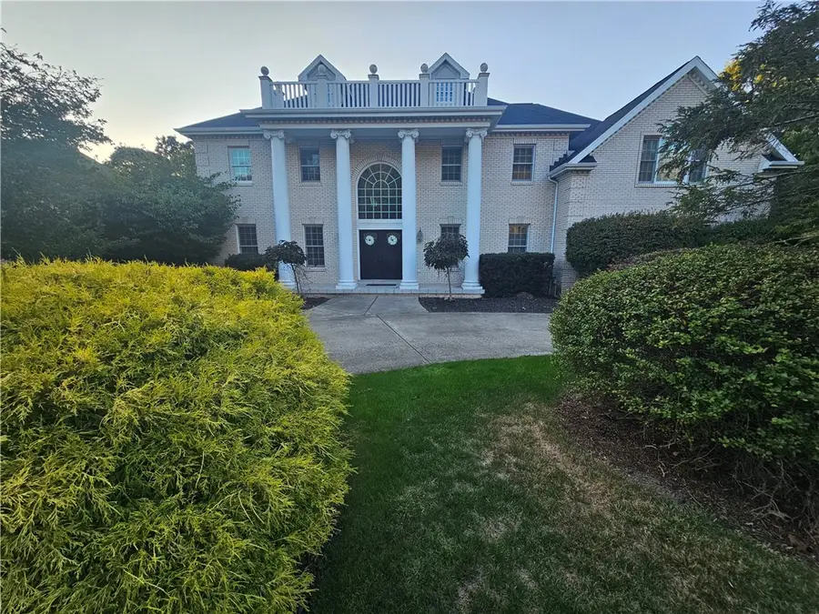 227 Edelweiss Dr, Wexford, PA 15090 - #2