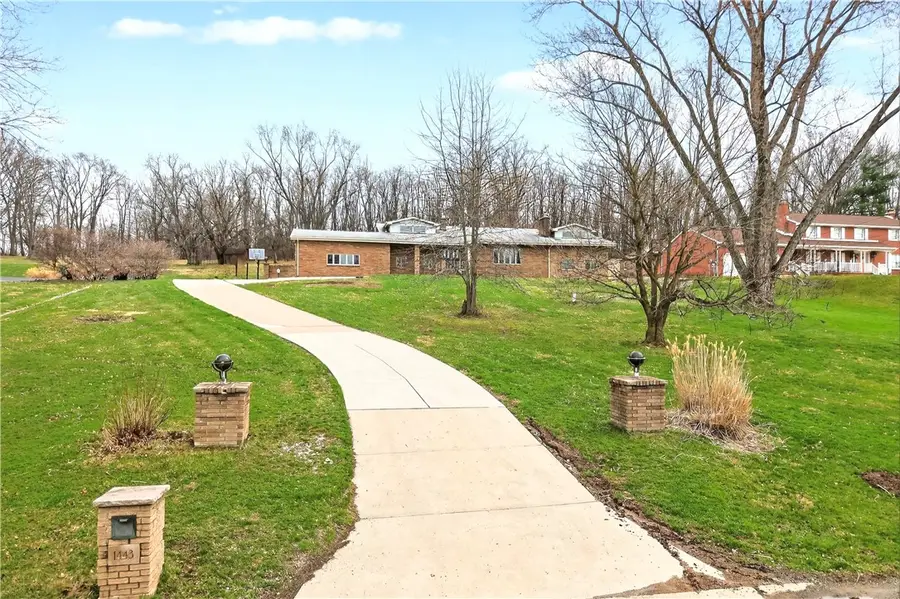 1443 Stoltz Rd, Bethel Park, PA 15102 - #2