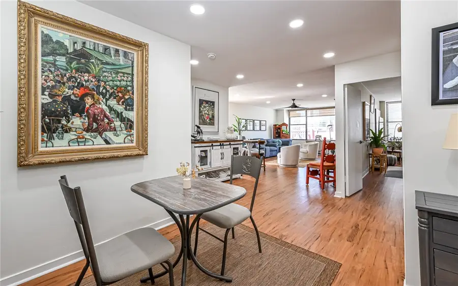 112 Washington Place #10A, Pittsburgh, PA 15219 - #3