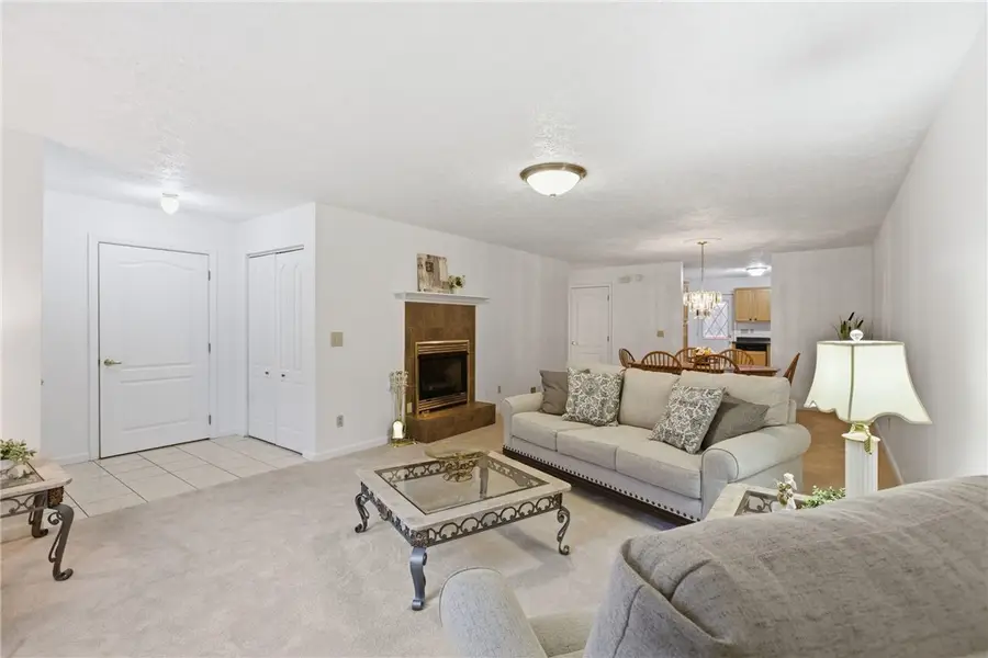 328 Clavale, North Versailles, PA 15137 - #3