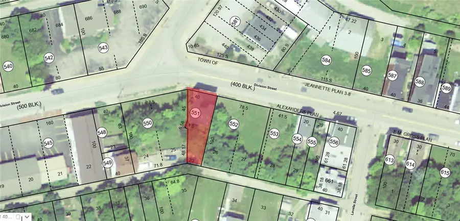 440 Division St, Jeannette, PA 15644 - #2