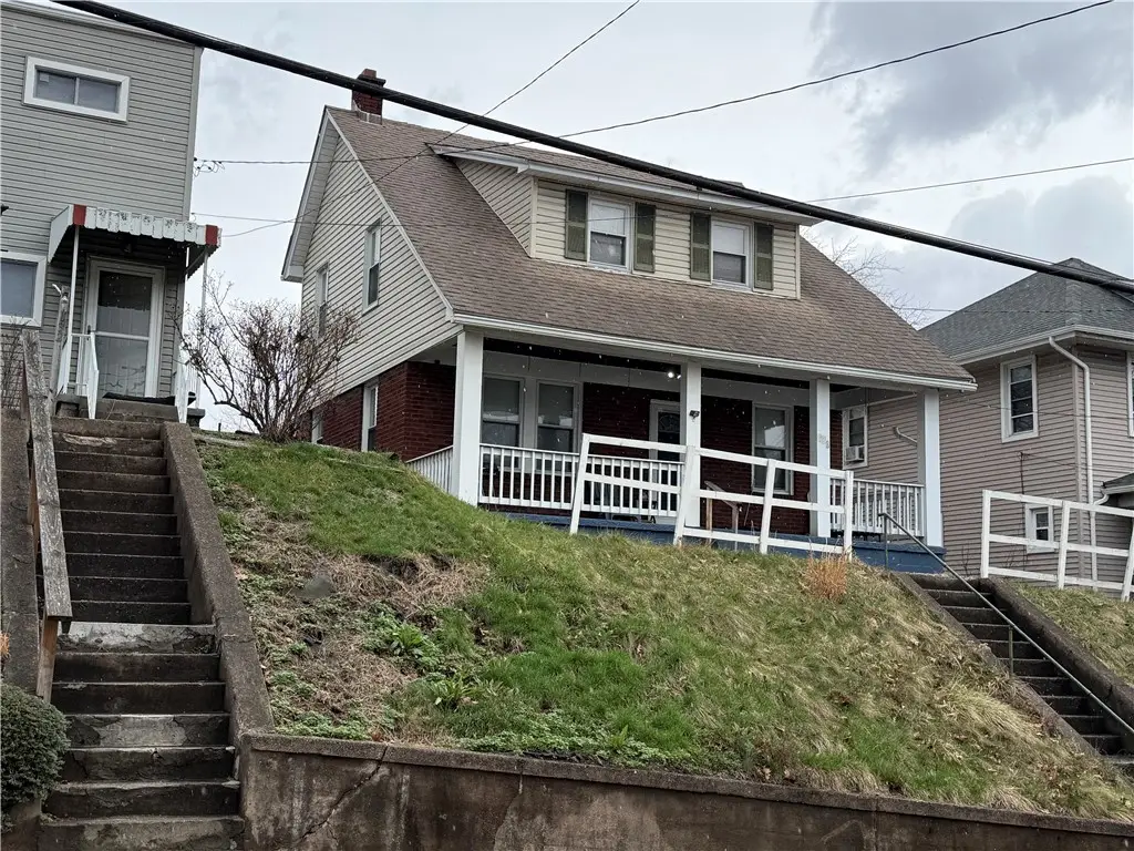 128 Carnegie Ave, Clairton, PA 15025 - #1