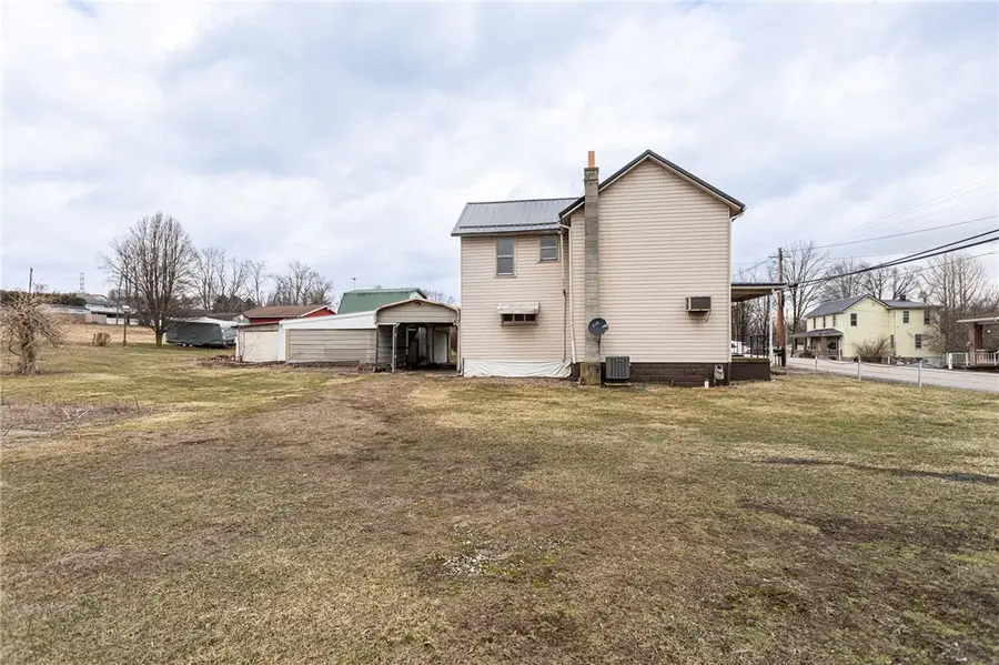 2814 W Crawford Ave, Connellsville, PA 15425 - #2