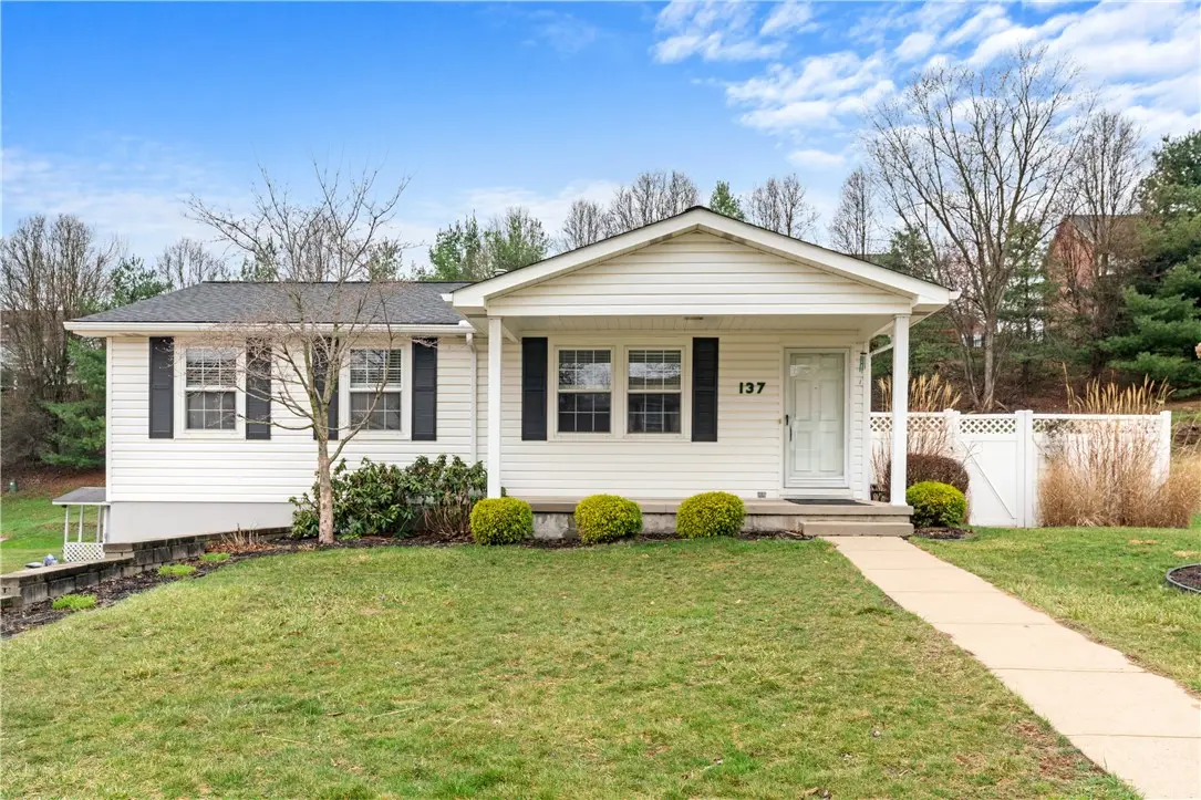 137 Old Ridge Rd, Coraopolis, PA 15108 - #1