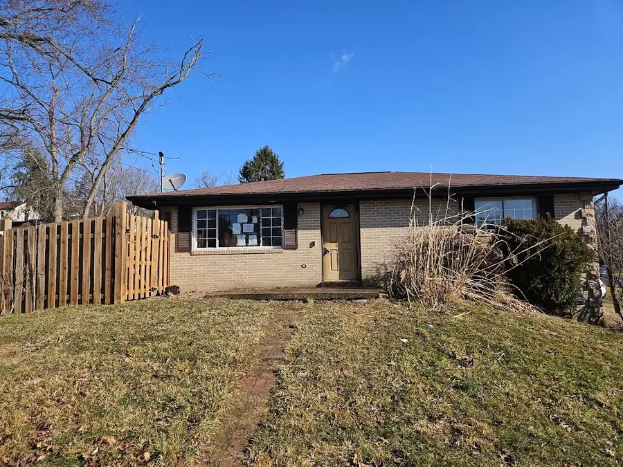 900 Sycamore St, Washington, PA 15301 - #3