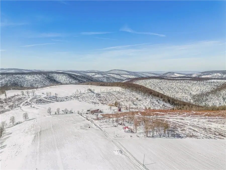 400 Wable Dr, Fort Hill, PA 15540 - #3