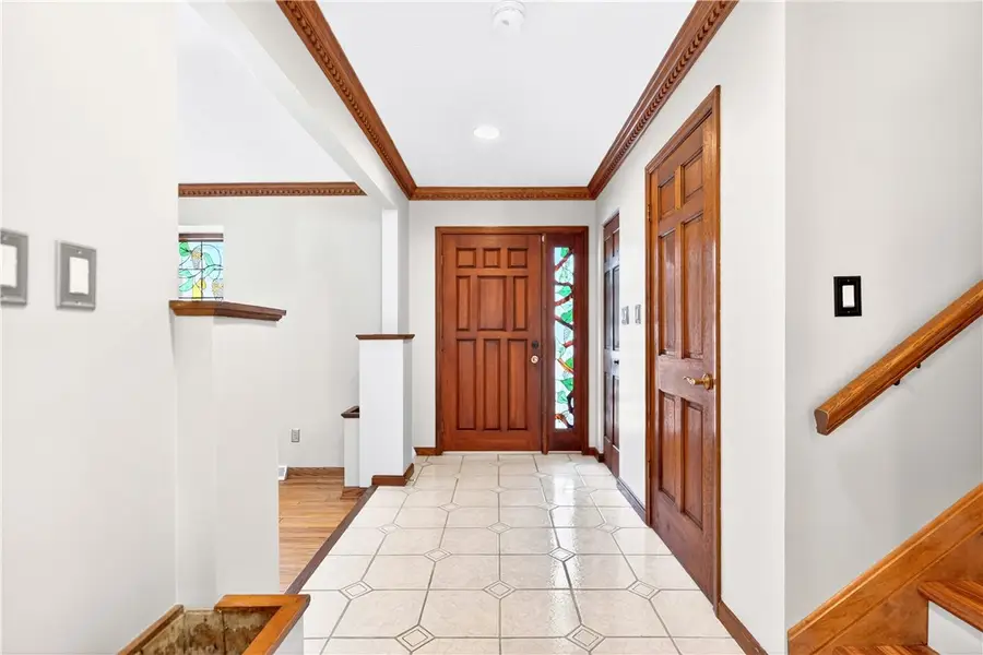 16 Ridgewood Drive, Cecil Bishop, PA 15057 - #3