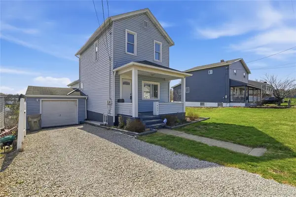 1605 4th St, Beaver Falls, PA 15010