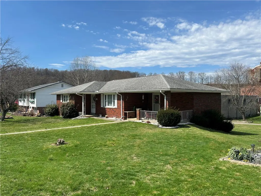 356 Third St, Smithton, PA 15479 - #1