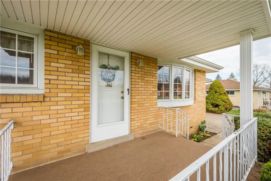 9 Freedom Dr S, Bridgeville, PA 15017 - #2