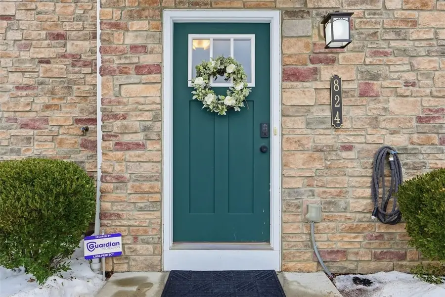 824 Theda Dori Street, Cranberry, PA 16066 - #2