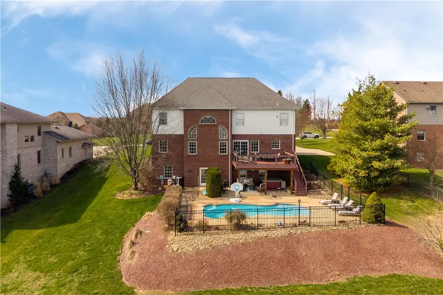 208 Farmington Drive, Venetia, PA 15367 - #2