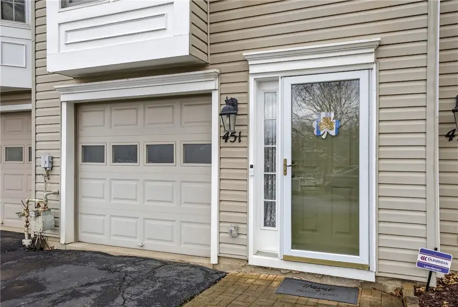 451 Cherryhill Dr, Bridgeville, PA 15017 - #3