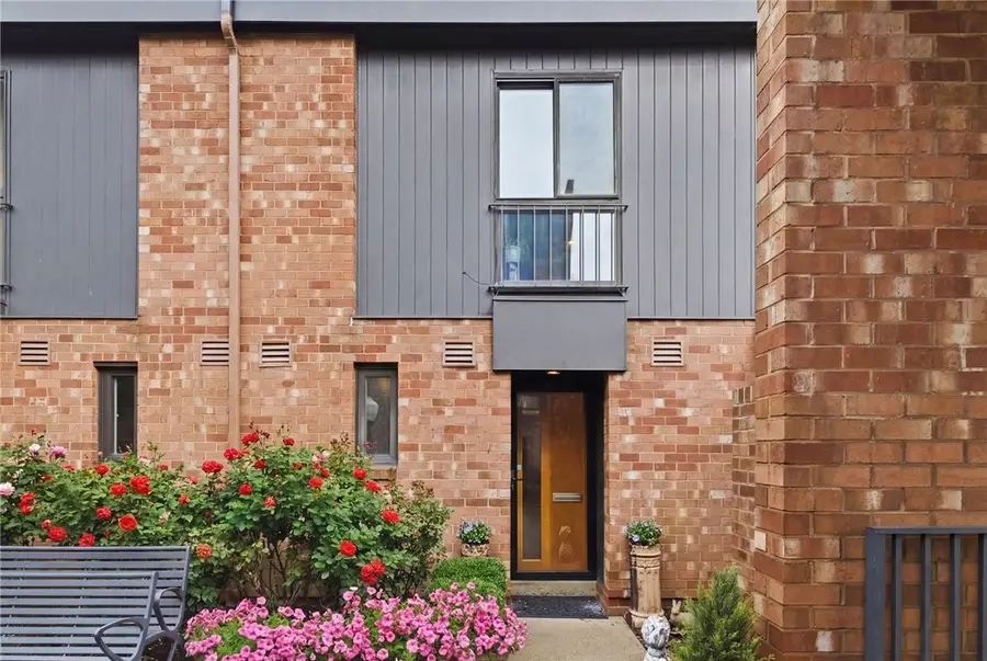 6 Foster Sq, Pittsburgh, PA 15212 - #2