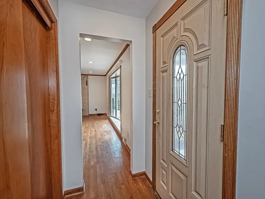 1460 Mohican Dr, Pittsburgh, PA 15228 - #2