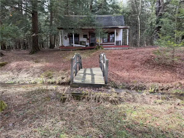 8202 Clear Shade Drive, Windber, PA 15963