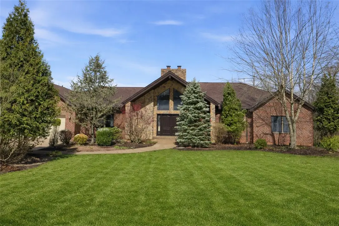 250 County Line Rd, Bridgeville, PA 15017 - #1