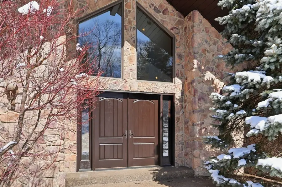 250 County Line Rd, Bridgeville, PA 15017 - #2