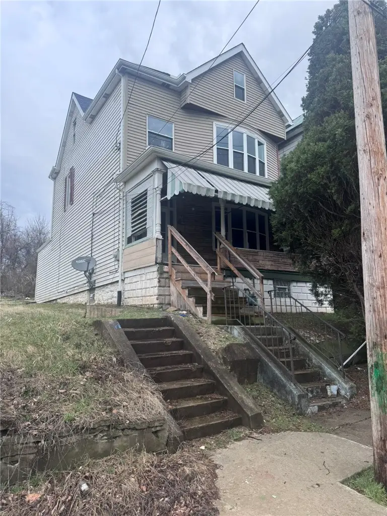 1809 Riverview St, McKeesport, PA 15132 - #3