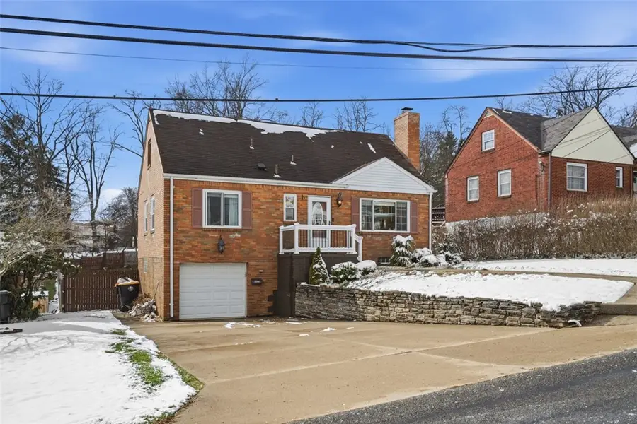 5386 Pennsylvania S, Bethel Park, PA 15102 - #3