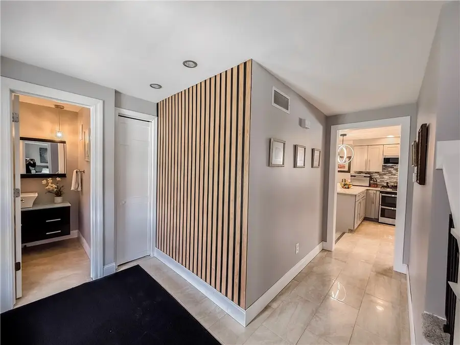 2662 Bethel Crest Dr, Bethel Park, PA 15102 - #2