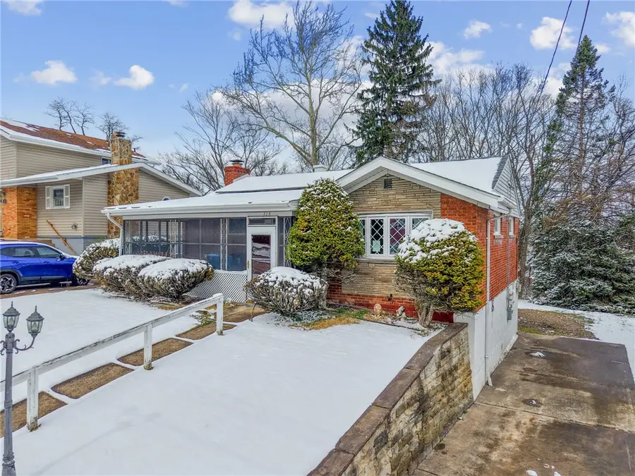 318 Dunbar Dr, Pittsburgh, PA 15235 - #2
