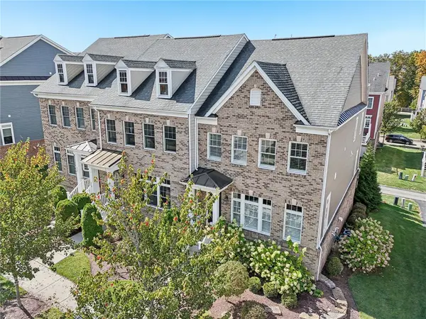 228 Venango Trail, Mars, PA 16046