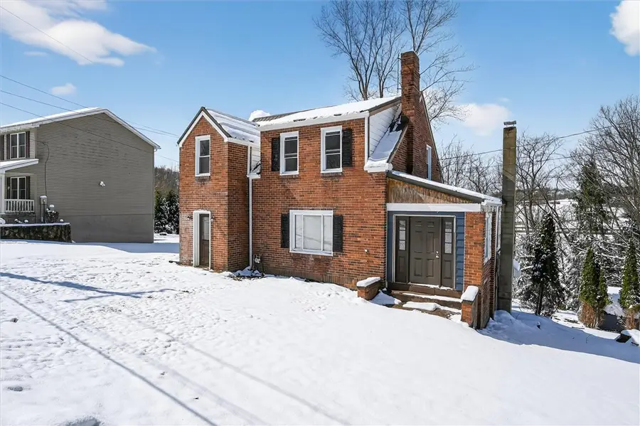 793 Evergreen Rd, Leechburg, PA 15656 - #2