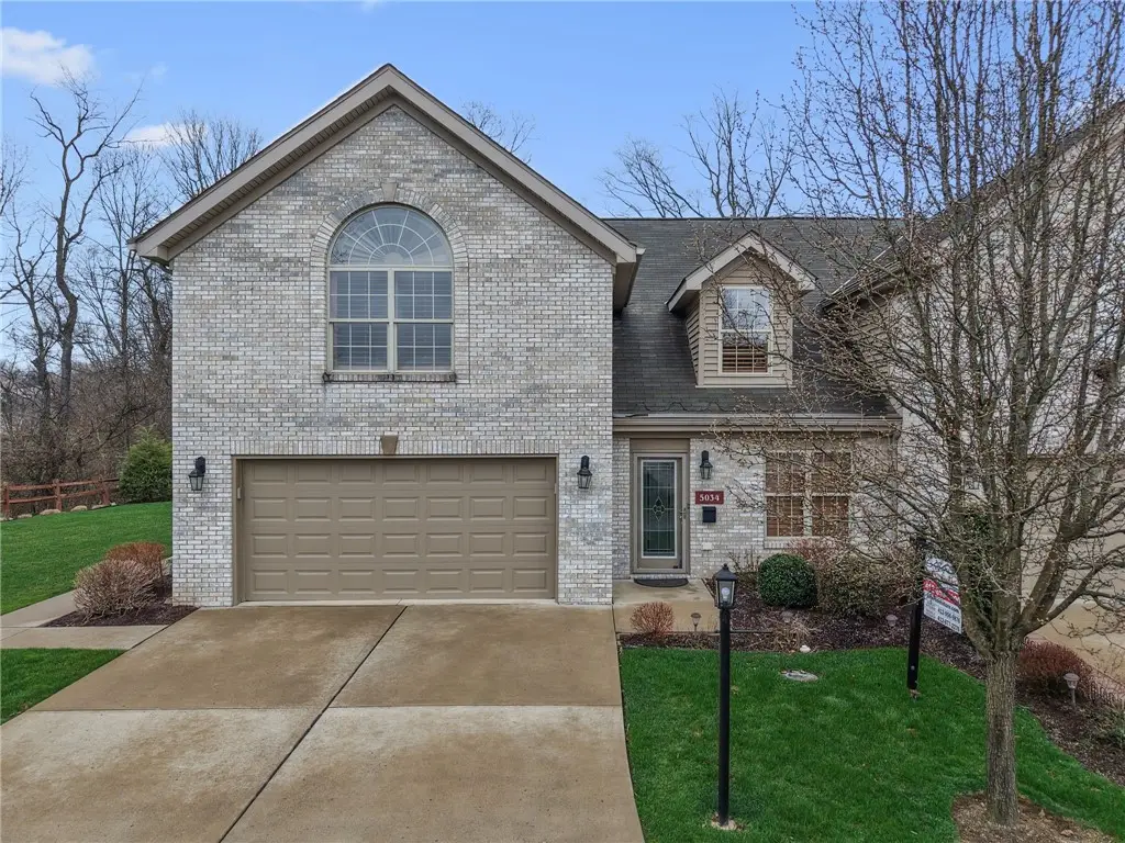 5034 Dana Dr, Jefferson Hills, PA 15025 - #1