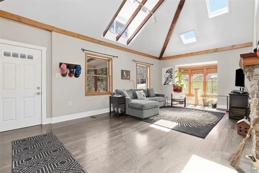 700 Woodland Road, Bradfordwoods, PA 15015 - #3