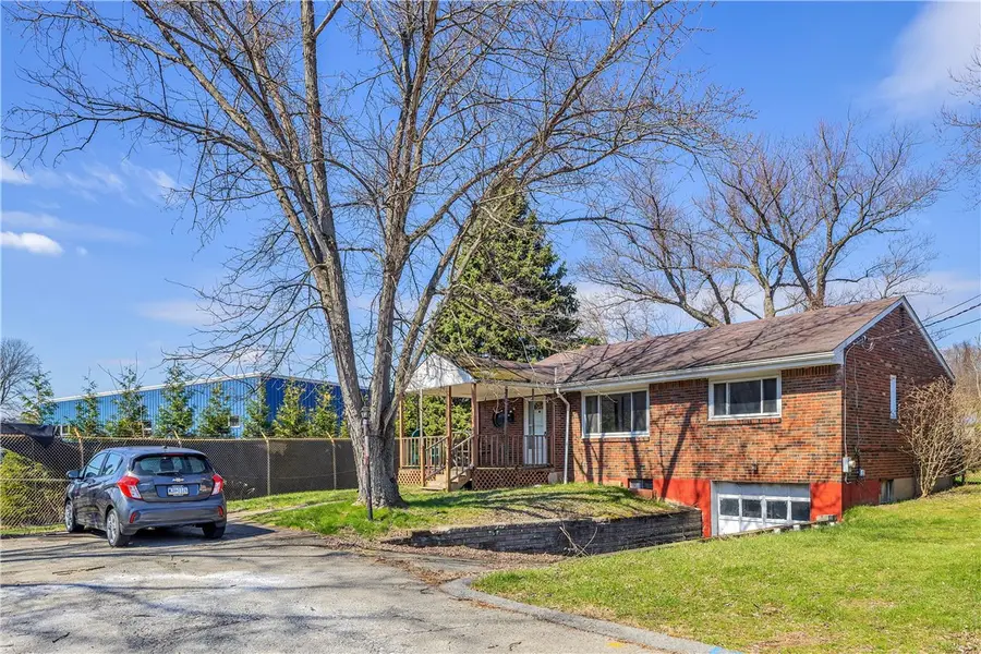 4060 Hart Ct, Murrysville, PA 15668 - #2