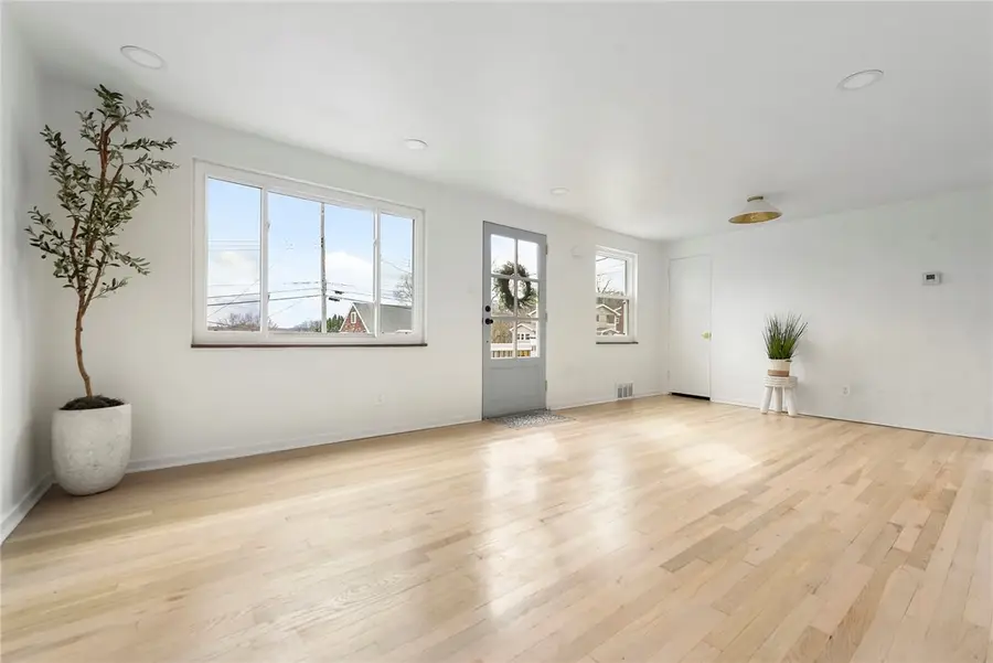 227 Tartline Dr, Glenshaw, PA 15116 - #3