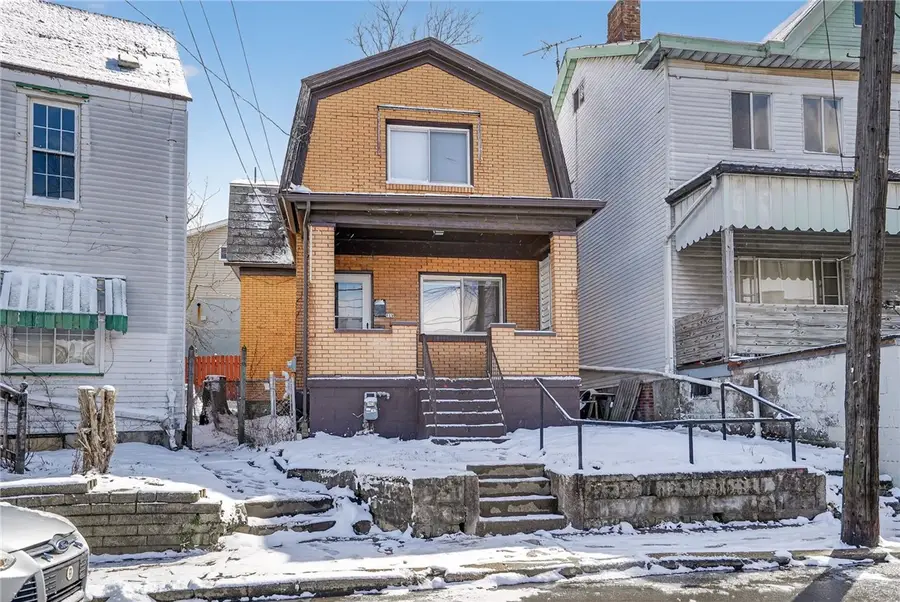 116 Locust St, Mount Oliver, PA 15210 - #2