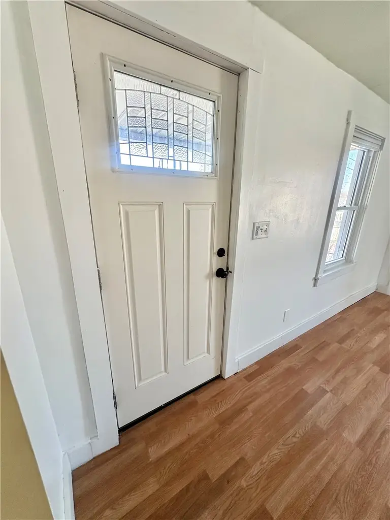 409 S Summit St, Derry, PA 15627 - #3