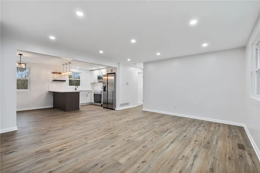 6531 Quaker Dr, Pittsburgh, PA 15236 - #2