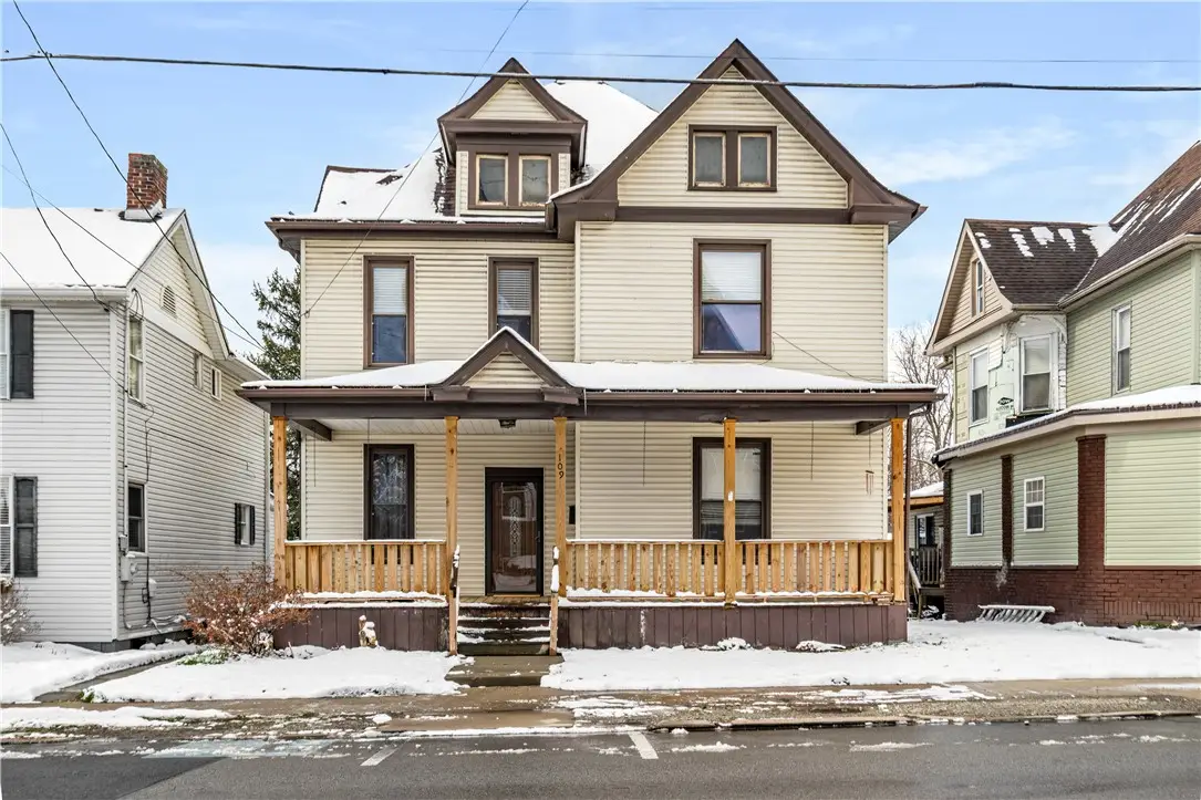 109 N Main St, Houston, PA 15342 - #1