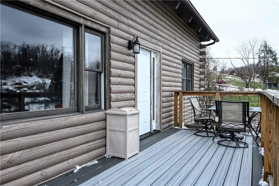 9049 Roberts Hollow Rd, Elizabeth, PA 15037 - #2