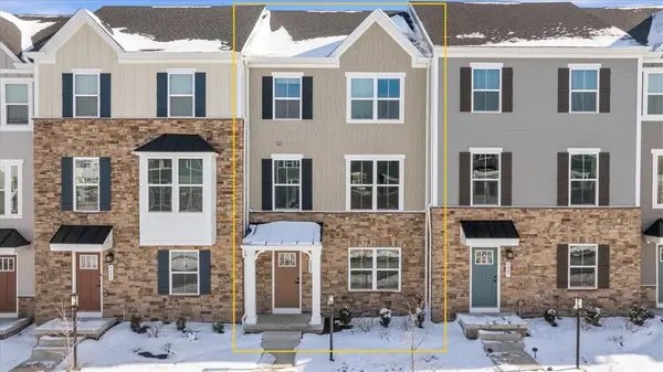 9005 Hickory Rd, Gibsonia, PA 15044