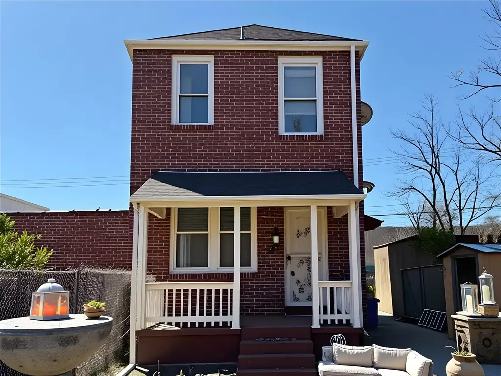 6832 Kelly St, Pittsburgh, PA 15208 - #1